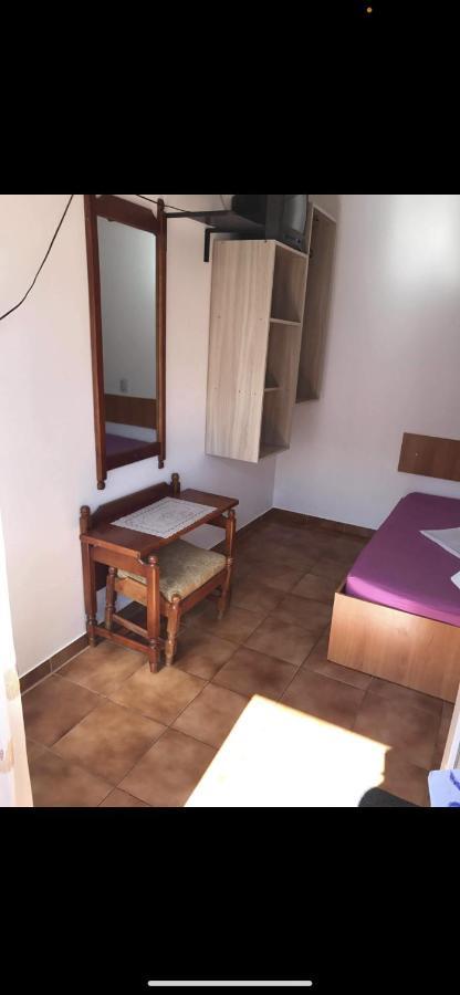 Vila Gino Hotel Costinesti Ngoại thất bức ảnh